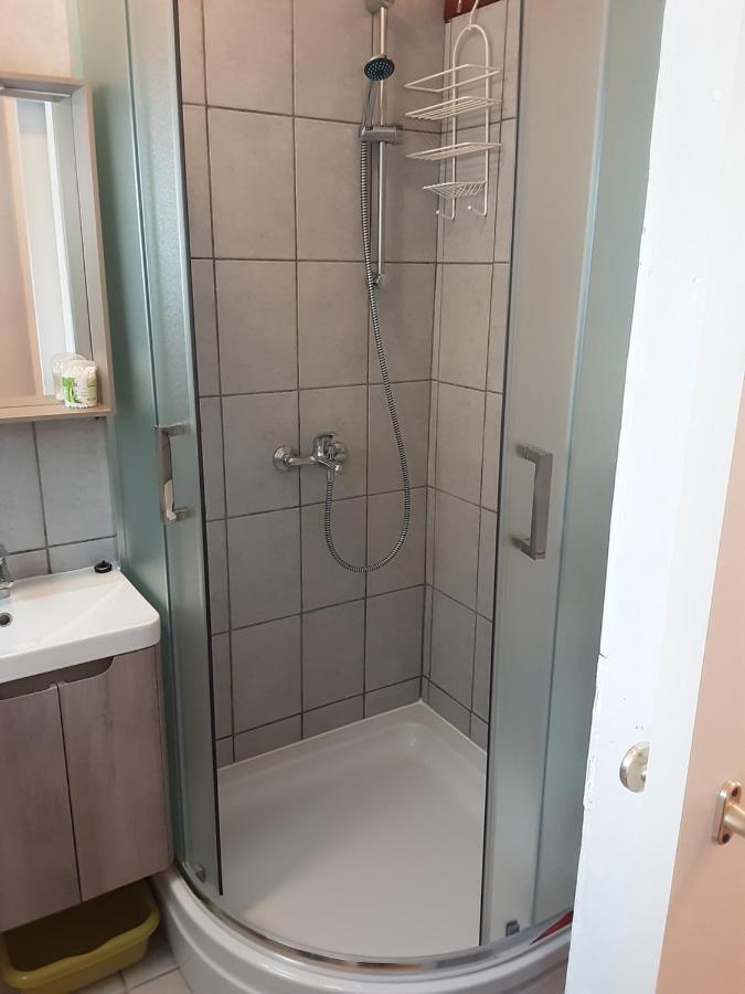 Apartment Vesna Milna  Ngoại thất bức ảnh