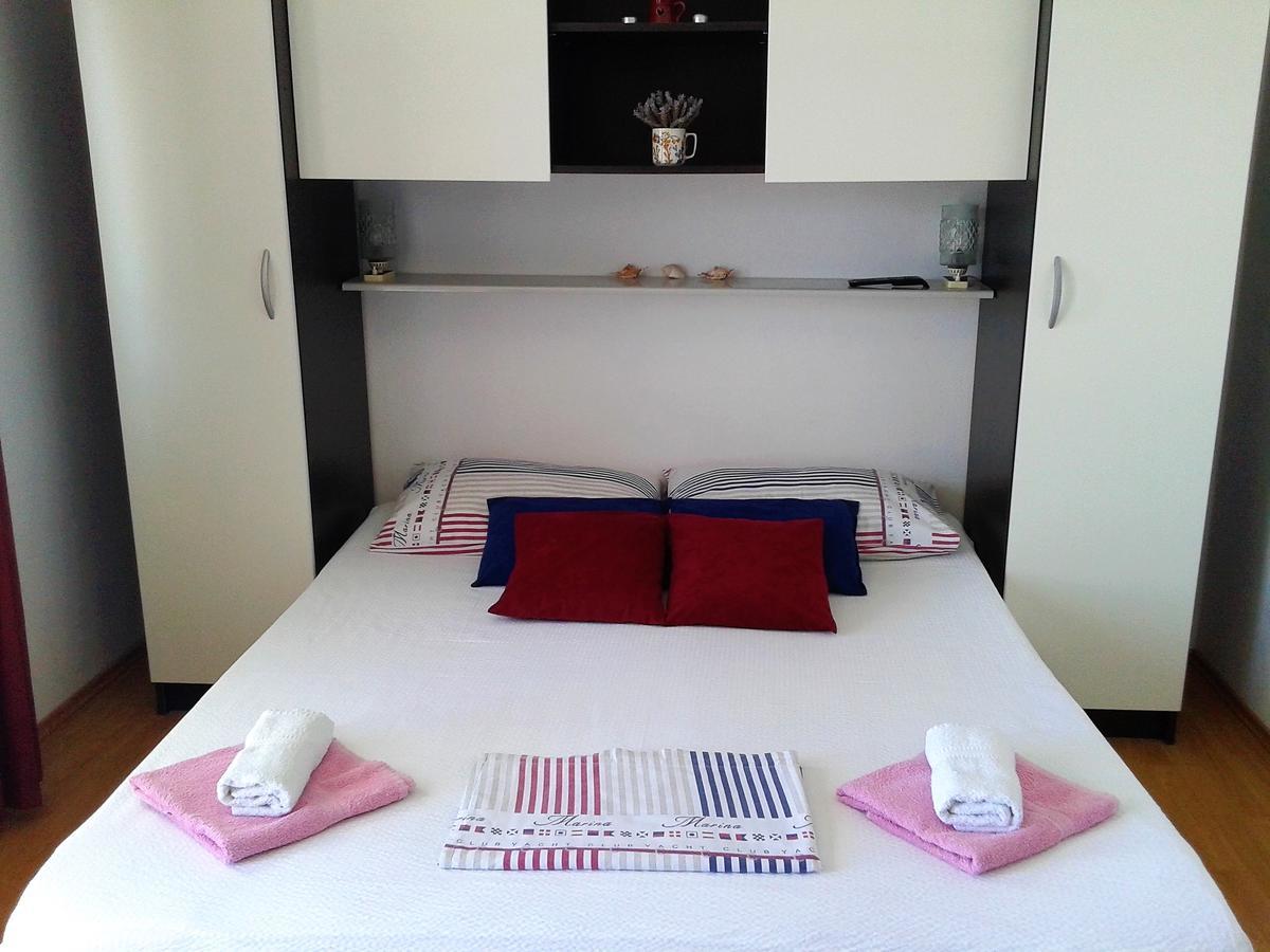 Apartment Vesna Milna  Ngoại thất bức ảnh